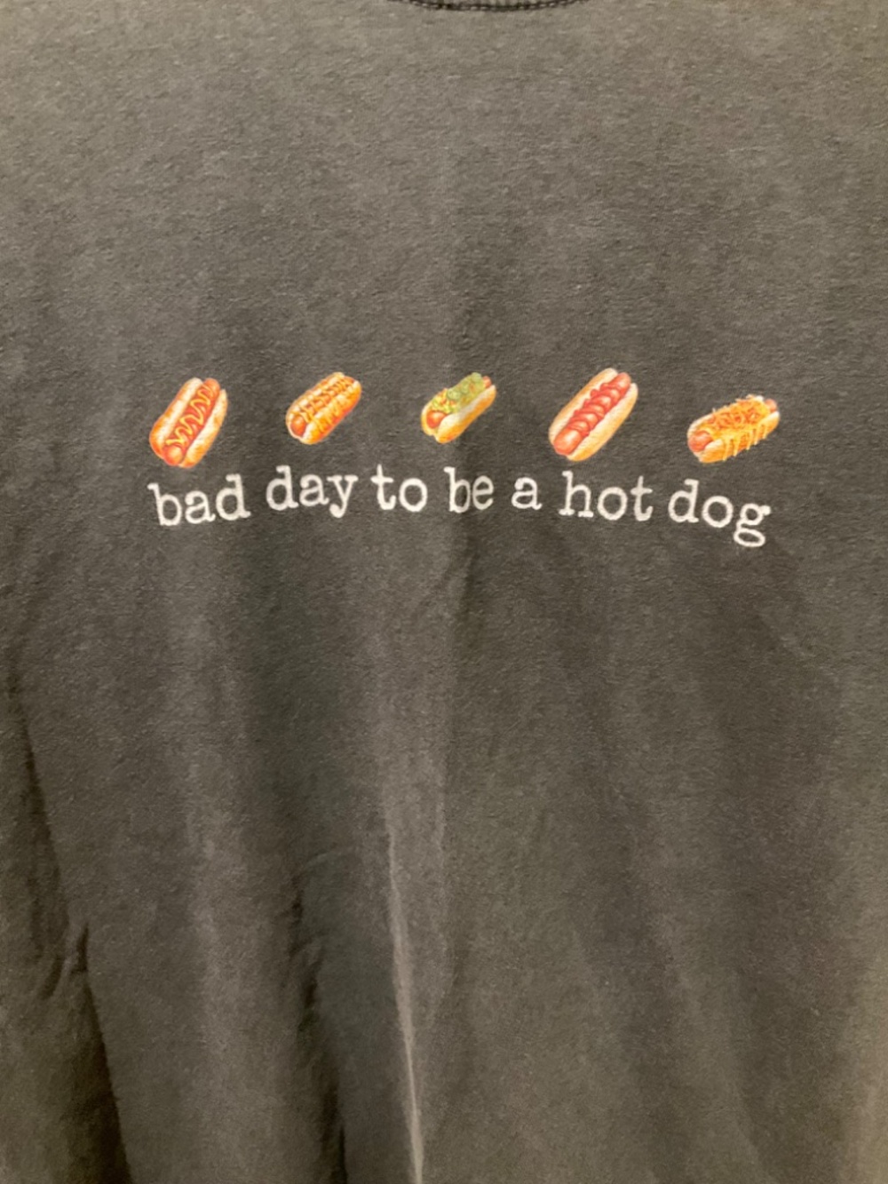 EUC Comfort Colors "bad day to be a hot dog" T-Shirt Size Large - Picture 3 of 4